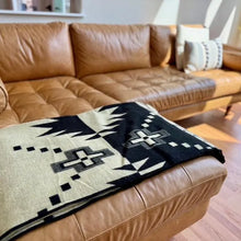 Load image into Gallery viewer, Andean Alpaca Wool Blanket - Mocha