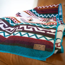 Load image into Gallery viewer, Andean Alpaca Wool Blanket - Turquoise