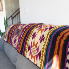 Load image into Gallery viewer, Andean Alpaca Wool Blanket - Amethyst
