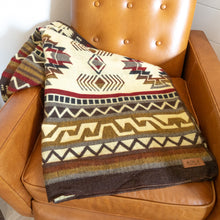 Load image into Gallery viewer, Andean Alpaca Wool Blanket - Mountain