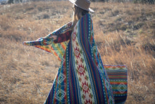 Load image into Gallery viewer, Andean Alpaca Wool Blanket - Galapagos