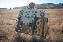 Load image into Gallery viewer, Andean Alpaca Wool Blanket - Mojave