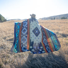 Load image into Gallery viewer, Andean Alpaca Wool Blanket - Ocean Breeze