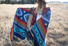 Load image into Gallery viewer, Andean Alpaca Wool Blanket - Ocean Breeze