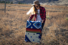 Load image into Gallery viewer, Andean Alpaca Wool Blanket - Ocean Breeze