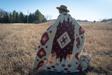 Load image into Gallery viewer, Andean Alpaca Wool Blanket - Rojo