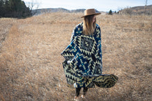 Load image into Gallery viewer, Andean Alpaca Wool Blanket - Blue Chakana