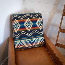 Load image into Gallery viewer, Andean Alpaca Wool Blanket - Rio