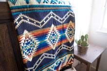 Load image into Gallery viewer, Andean Alpaca Wool Blanket - Rio
