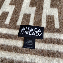 Load image into Gallery viewer, Alpaca Wool Throw Blanket - Alpaca Design