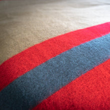 Load image into Gallery viewer, Andean Alpaca Wool Blanket - Extra Thick