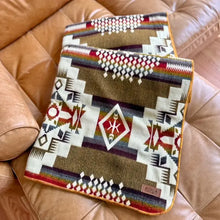 Load image into Gallery viewer, Andean Alpaca Wool Blanket - Sandstone
