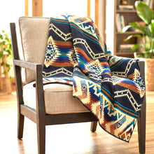 Load image into Gallery viewer, Andean Alpaca Wool Blanket - Rio
