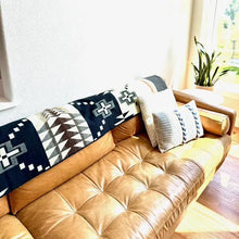 Load image into Gallery viewer, Andean Alpaca Wool Blanket - Mocha
