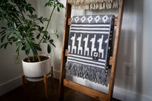 Load image into Gallery viewer, Alpaca Wool Throw Blanket - Alpaca Design (Grey)
