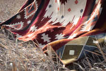 Load image into Gallery viewer, Andean Alpaca Wool Blanket - Western
